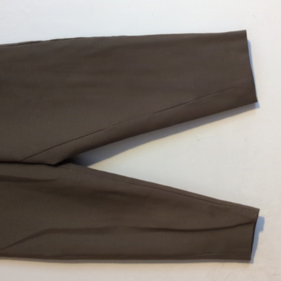 Frank & Oak Amelia Barrel Vintage Fit Pants - Picture 5 of 13